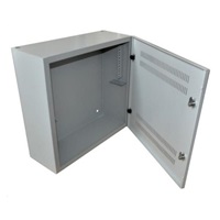 XtendLan 19" nástěnný vertikální rozvaděč 2U+4U 540x200, perforované dveře, 2x zámek, šedý