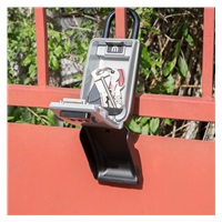 Master Lock Bezpečnostní schránka  5424EURD s okem