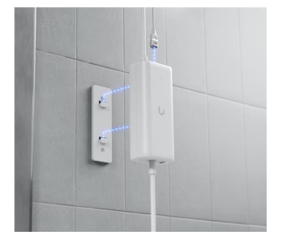 UBNT UACC-PoE+-USBC, PoE Integrated AC Adapter
