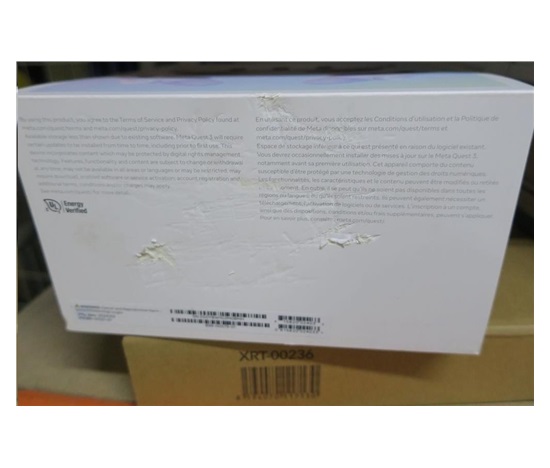 BAZAR Meta Quest 3 Virtual Reality - 128 GB - US - (Komplet)