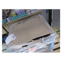 BAZAR - TRITON 19" jednodílný rozvaděč 12U/500mm, odnímatelné boční kryty, černý - rozbité sklo, škrábanec