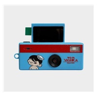 YASHICA Funtastic Keychain Camera (YASHICA Boy Adventure)