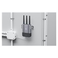 UBNT UMR - Industrial Mobile Router-rozbaleno
