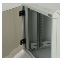 TRITON 19" jednodílný rozvaděč 18U/400mm, 6 otvorů pro ventilátory