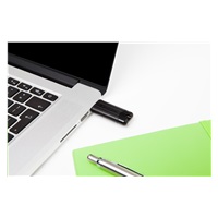 VERBATIM Flash Disk PinStripe USB 3.0, 32GB - černá